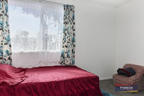 Photo of property in 64 Reynella Drive, Massey, Auckland, 0614