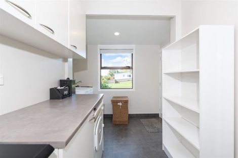 Photo of property in 48 Evans Road, Glen Eden, Auckland, 0602