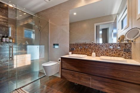 Photo of property in 49 Ashton Fitchett Drive, Brooklyn, Wellington, 6021