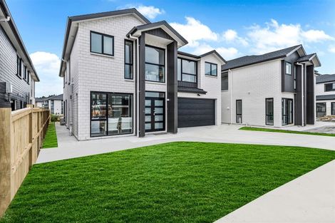 Photo of property in 13 Downpatrick Drive, Flat Bush, Auckland, 2019