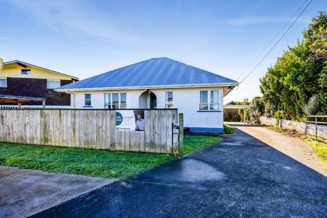 Photo of property in 65 Iredale Road, Hawera, 4610