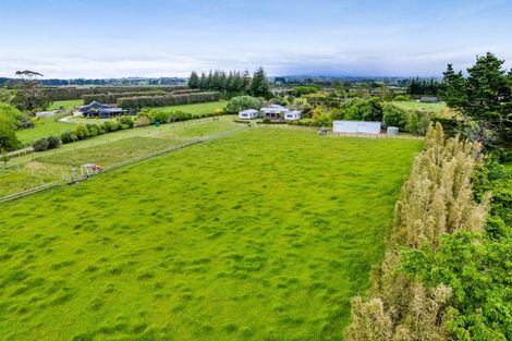 Photo of property in 129 Richmond Road, Brixton, New Plymouth, 4373