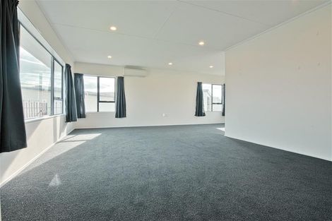 Photo of property in 10 Glamorgan Avenue, Tamatea, Napier, 4112