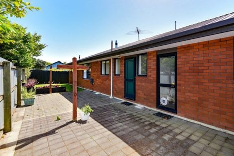 Photo of property in 14 Banks Street, Templeton, Christchurch, 8042