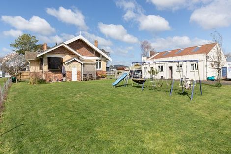 Photo of property in 122 Great South Road, Huntly, 3700