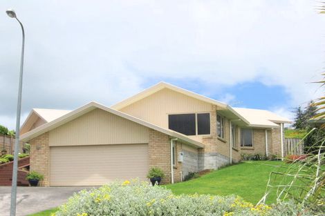 Photo of property in 16 Jackson Place, Pukekohe, 2120