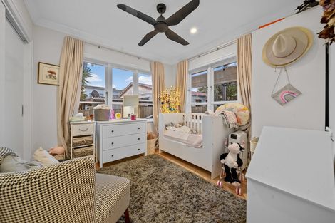 Photo of property in 83b Taikata Road, Te Atatu Peninsula, Auckland, 0610