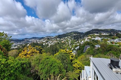 Photo of property in 3/14 Mataroa Avenue, Northland, Wellington, 6012