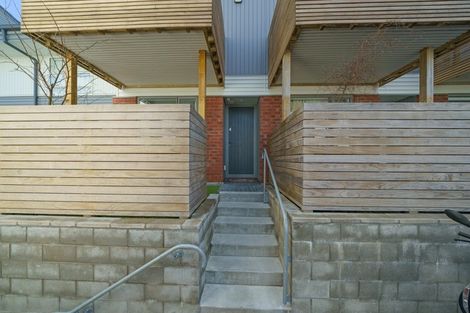 Photo of property in 24u4 Princess Terrace, Newtown, Wellington, 6021