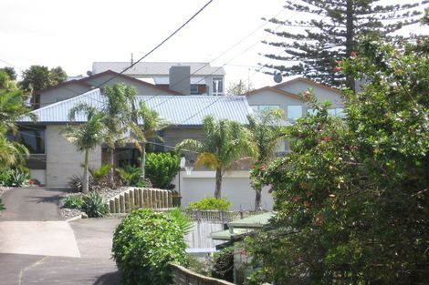 Photo of property in 12 Braemar Road, Castor Bay, Auckland, 0620