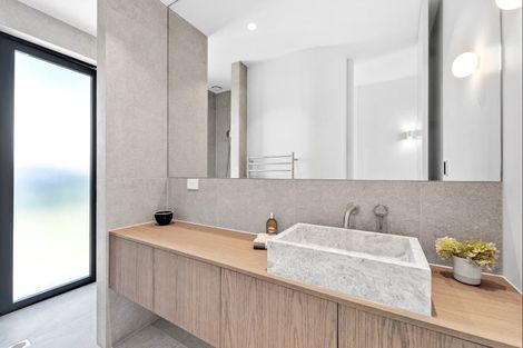 Photo of property in 7 Kewini Grove, Matakana, 0985