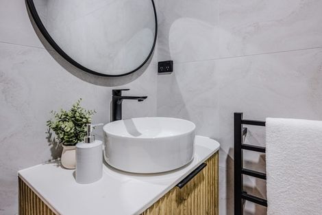 Photo of property in 16 Bannockburn Road, Opaheke, 2113