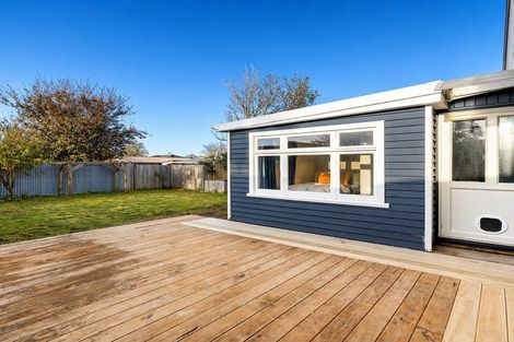 Photo of property in 11 Wyon Street, Linwood, Christchurch, 8062