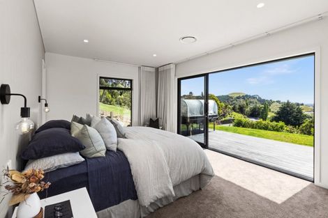 Photo of property in 4 Te Roera Drive, Taradale, Napier, 4112