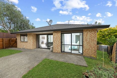 Photo of property in 17c Tirimoana Road, Te Atatu South, Auckland, 0602