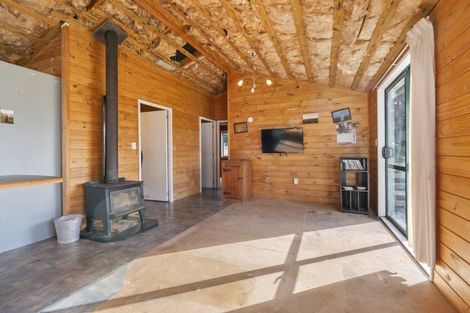 Photo of property in 251 Apiti Road, Kimbolton, Feilding, 4777