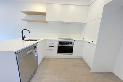 Photo of property in 6/598 Te Atatu Road, Te Atatu Peninsula, Auckland, 0610