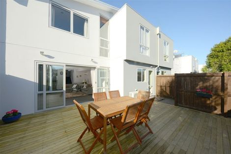 Photo of property in 30e Lyndon Street, Riccarton, Christchurch, 8041