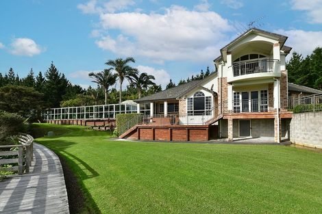 Photo of property in 54 Pinetone Road, Kumeu, 0892