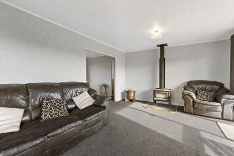 Photo of property in 14 Rahiri Street, Waitara, 4320