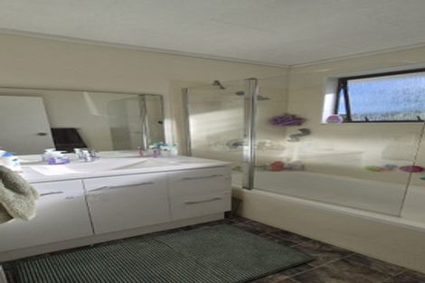 Photo of property in 13a Transom Close, Whitby, Porirua, 5024