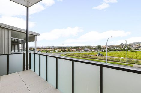 Photo of property in 304/26 Shortfin Place, Flat Bush, Auckland, 2019