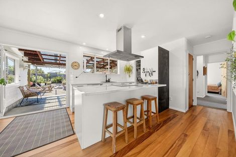 Photo of property in 47 Ferry Road, Martinborough, 5711
