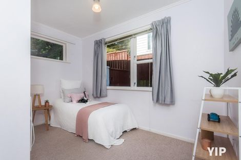 Photo of property in 23 Omega Street, Newlands, Wellington, 6037