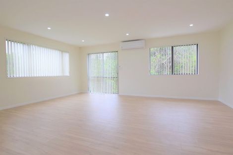 Photo of property in 71a Fruitvale Road, New Lynn, Auckland, 0600