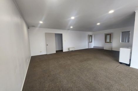 Photo of property in 12 Larkspur Court, The Gardens, Auckland, 2105