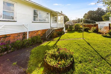 Photo of property in 494 Don Buck Road, Massey, Auckland, 0614