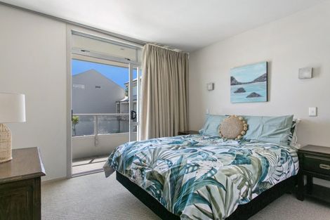 Photo of property in 300 Lake Terrace, Two Mile Bay, Taupo, 3330