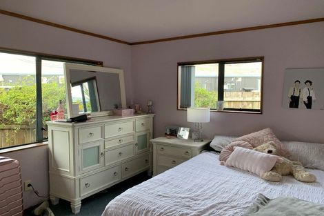 Photo of property in 32 Halcione Close, Flagstaff, Hamilton, 3210