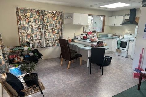 Photo of property in 27 Peverel Street, Riccarton, Christchurch, 8041