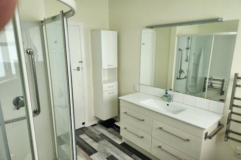 Photo of property in 4 Kotare Street, Waikanae, 5036