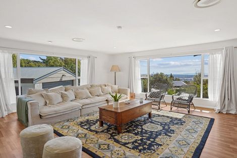 Photo of property in 1 Takahe Drive, Cashmere, Christchurch, 8022