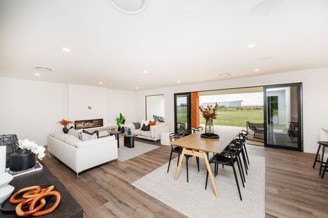 Photo of property in 11 Te Kahu Lane, Halcombe, 4779