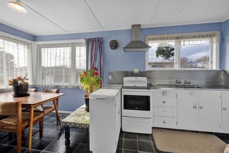 Photo of property in 23 Mcguire Street, Hawera, 4610