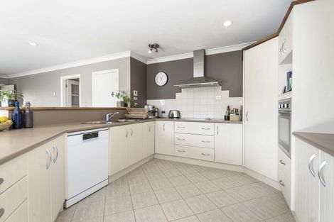 Photo of property in 16 Strathconnan Court, Rototuna, Hamilton, 3210