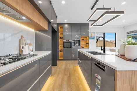 Photo of property in 1 Hing Street, Flat Bush, Auckland, 2019