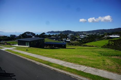 Photo of property in 7 Blue Moon Rise, Langs Beach, 0582