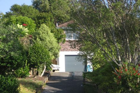 Photo of property in 2/127 Stapleford Crescent, Browns Bay, Auckland, 0630