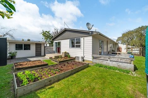 Photo of property in 114 California Drive, Totara Park, Upper Hutt, 5018