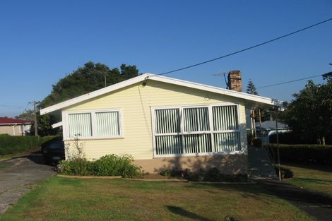 Photo of property in 532a Glenfield Road, Glenfield, Auckland, 0629