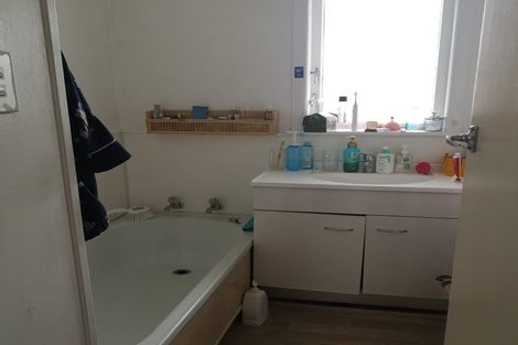 Photo of property in 158 Old Farm Road, Hamilton East, Hamilton, 3216