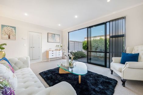 Photo of property in 9 Louis Braille Lane, Flat Bush, Auckland, 2019