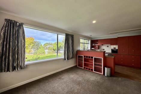 Photo of property in 82 Mcmurdo Street, Tinwald, Ashburton, 7700