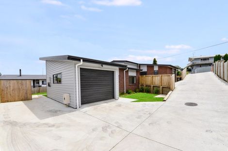 Photo of property in 28u2 Mckay Drive, Temple View, Hamilton, 3218
