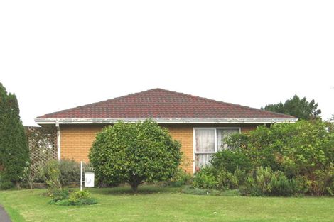 Photo of property in 11 Kopi Place, Massey, Auckland, 0614