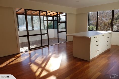 Photo of property in 132 Parkvale Road, Karori, Wellington, 6012